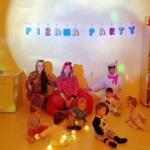 pokaż obrazek - Piżama party